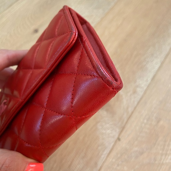 ❤️Authentic Chanel Lambskin Quilted Leather Wallet - Picture 10 of 12